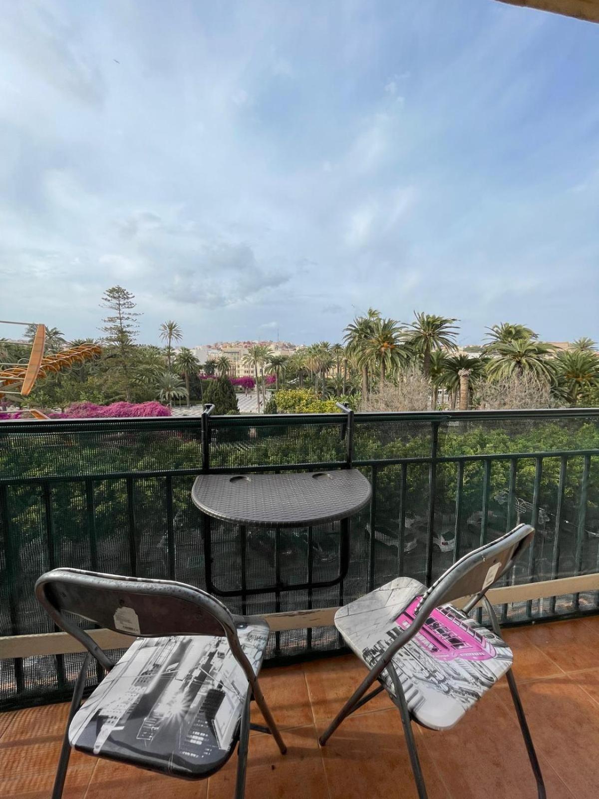 Apartamento Centrico Con Vistas Apartment Мелиля Екстериор снимка